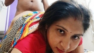 Indian wife enjoys the pleasures of a professional lover