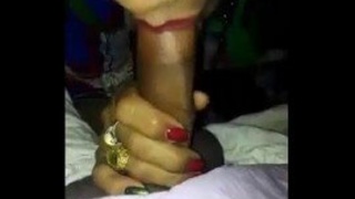 Freshly wed wife gives oral pleasure