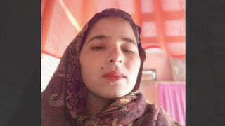 Unsatisfied teen shares missing MMS footage