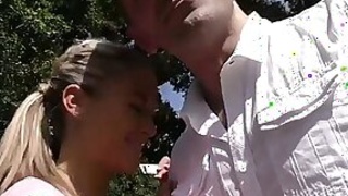 Tramp offered the finances of the opportunity, giving the toma an allowance, the knockouts.