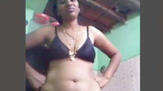 Indian aunt reveals herself over video chat