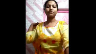 Indian blonde girl pleasuring herself by licking and fingering her vagina while making sounds for the first time on the internet.
