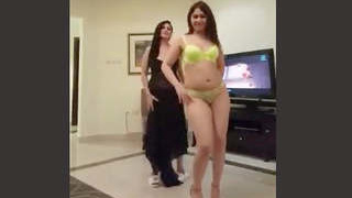 Dance and seduction: Part 3