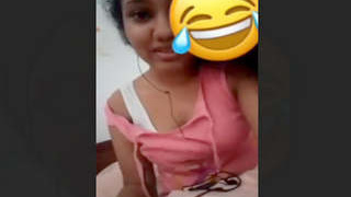 Charming Lankan girl's video call performance