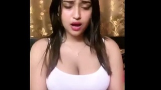 Yami Riptas' live performance: A passionate and intimate tango session