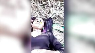 Virgin Desi XXX girl gets her hairy pussy fingered outdoors MMC