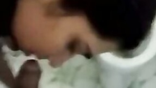 Desi non professional live in couple blowjob sex MMS видео скандал