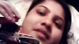Bulky bhabhi gets her cunt fondled and fucked by her spouse