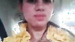 Punjabi big-boob show of glamorous girlfriend in the car