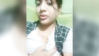 Lusty Bhabhi provocatively shows her pussy XXX Desi on camera