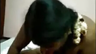 Aunt puts condom on and works her mouth with her lover