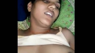 Desi wife enjoys face fuck with pleasure
