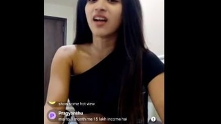 Shruti Shetty's sizzling performance in Tango's 