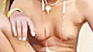 Lady Dehati Bihari Nudges Solo Video