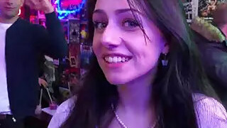 I offered a random girl in a bar sex