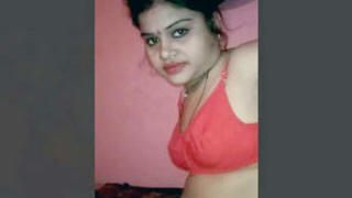 Indian escort exposed in the nude