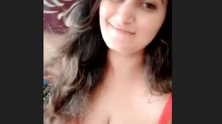 Stunning busty Pakistani woman reveals her intimate areas while wearing a mask