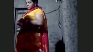 Indian sister reveals her breasts during sexual encounter