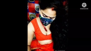 Sensual Indian aunty's webcam performance
