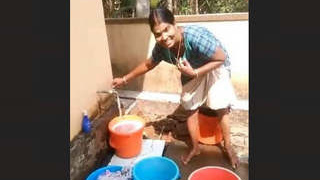 South Indian maid reveals her physique