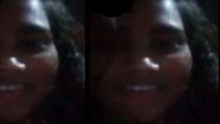 Desi Girl Shows Her Pussy On Video Call