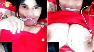 Desi Girl Shows Her Big Boobs On Video Call