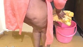 Chubby Indian aunt has sexual relations with her nephew