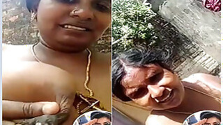 Horny Desi Bhabhi Shows Her Milky Tits