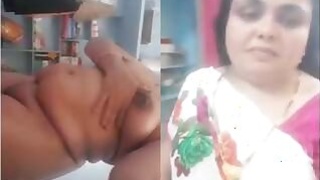 Lusty Desi Bhabhi Records Nude Video For Lover