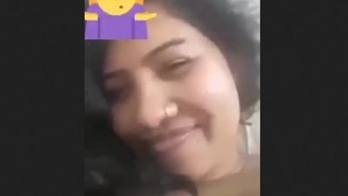 A lovely lady reveals her bare physique over video call